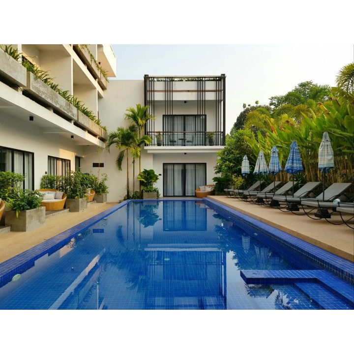 Diamond Luxury Hotel